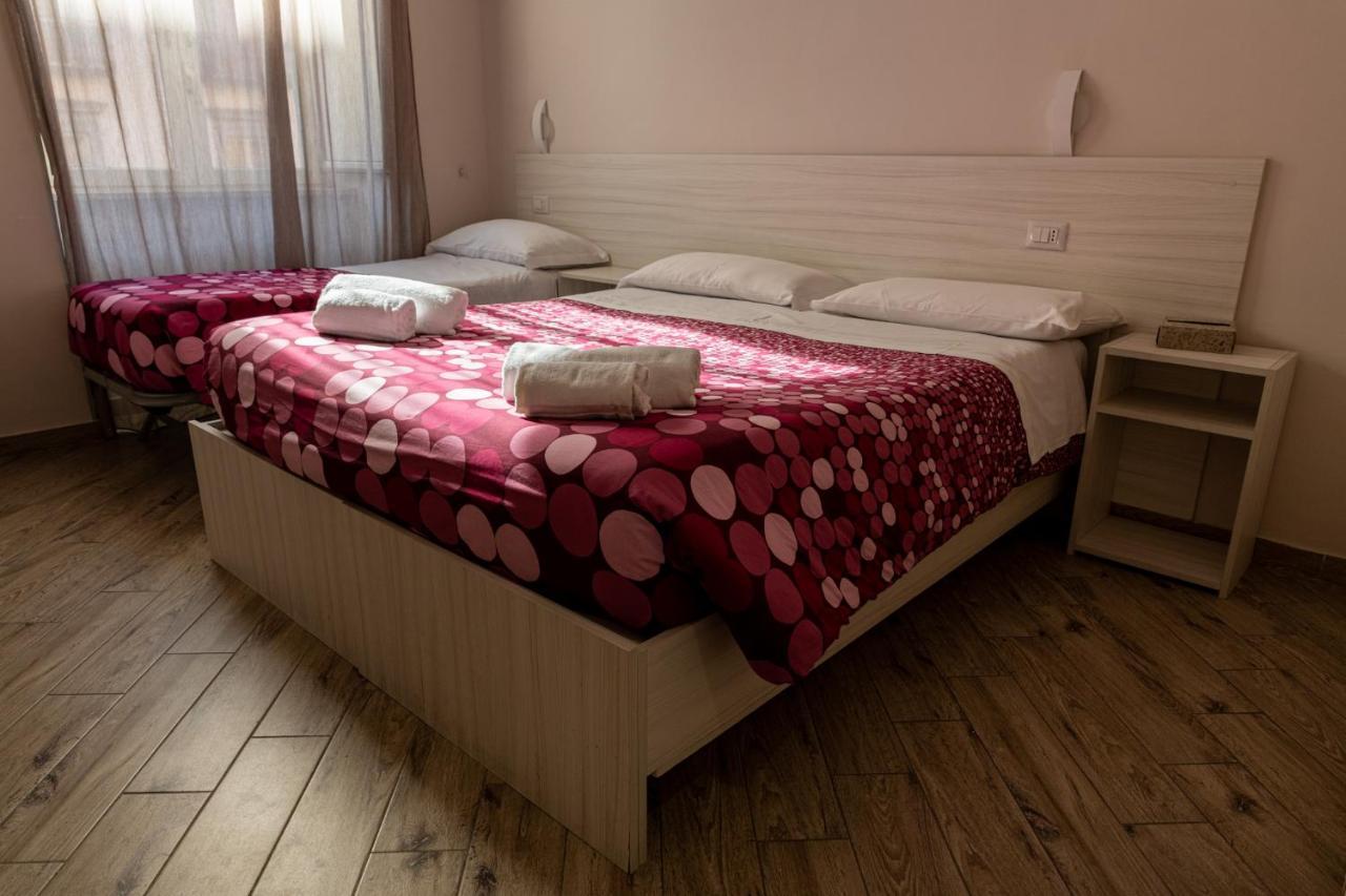B&B Alla Ferrovia Napoli Eksteriør billede